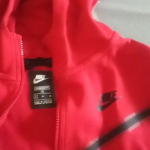 Nike tech size small